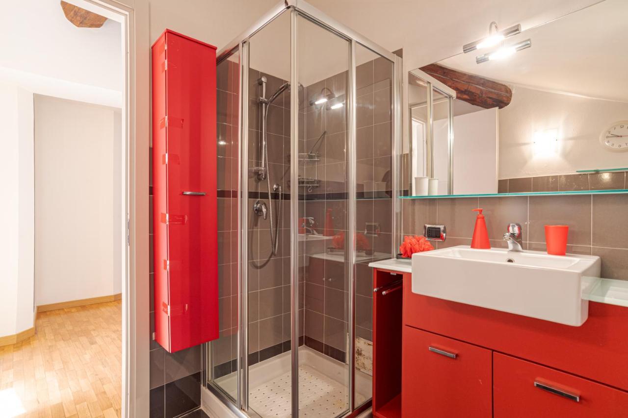 Apt With Terrace And Shared Pool! Lake View! Διαμέρισμα Nesso Εξωτερικό φωτογραφία