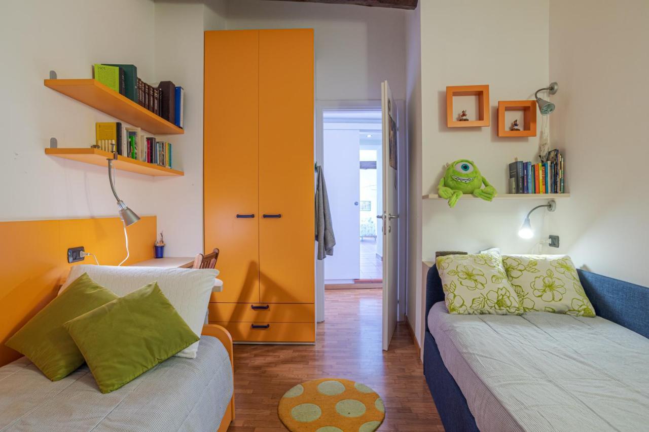 Apt With Terrace And Shared Pool! Lake View! Διαμέρισμα Nesso Εξωτερικό φωτογραφία